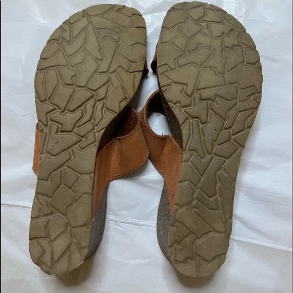 Massimo Caponi Made in Italy Sandals - Picture 8 of 13